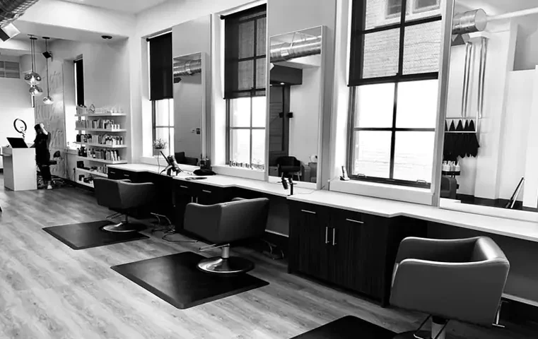 Beauty Salons Use the Right Salon Chairs for Effective Hair Salon Services