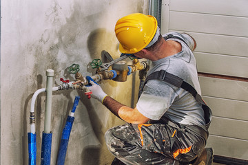 How to Succeed in the Plumbing Industry